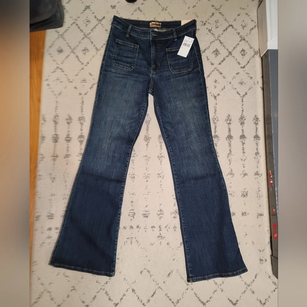 NWT Kut From The Kloth Ana Patch Pocket Flare Jeans - Size 10 - Picture 2 of 6
